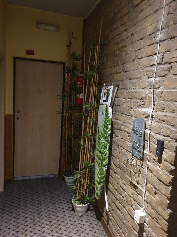 Come To Vilnius Hostel Self Check In Esterno foto